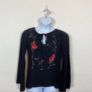 The Hanger Embroidered Bell Sleeve Top sz M